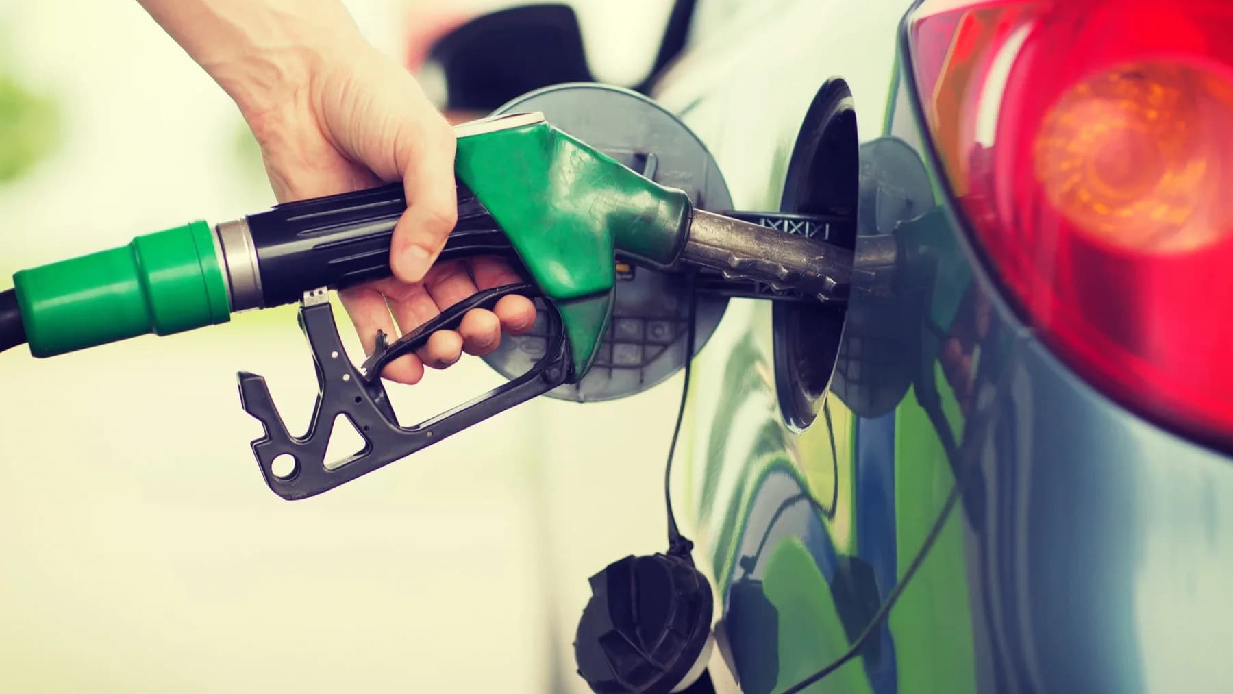 Elvetné az újabb üzemanyag-árstopot a német energiaközgazdász