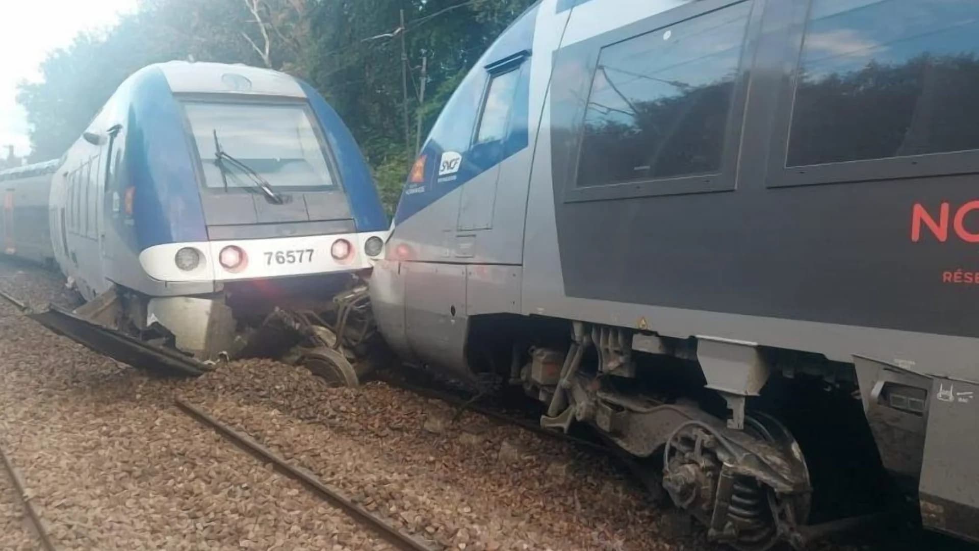 Kisiklott egy személyvonat, szabotázsra gyanakodnak a nyomozók