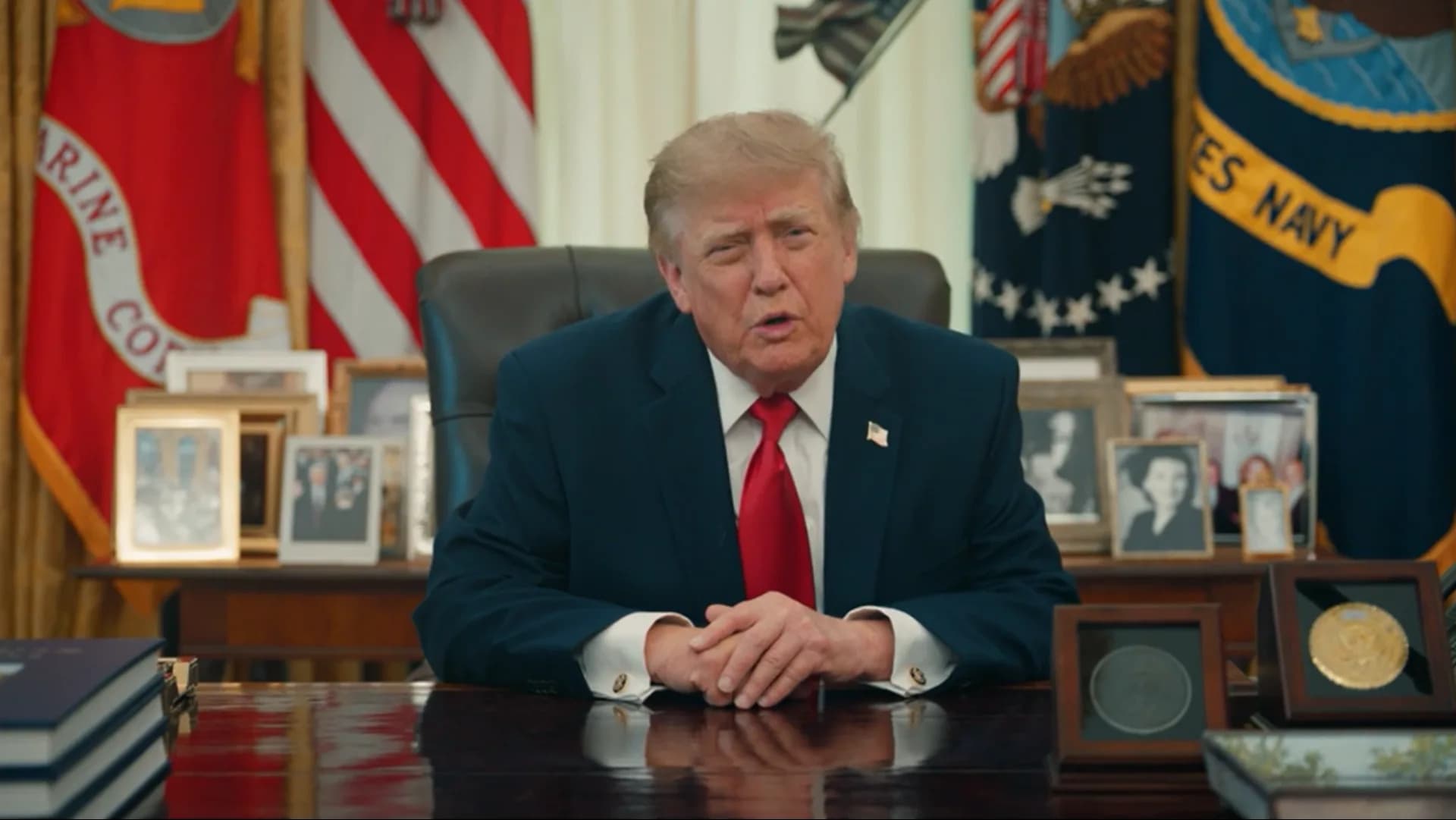 Trump és a Politico vitája miatt áll a bál a Fehér Házban